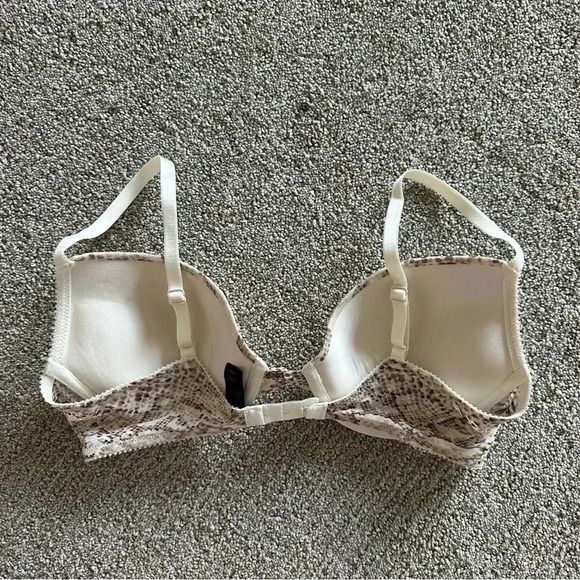 Soma Intimates Snakeskin Pattern Bra Size 36B - Picture 3 of 6